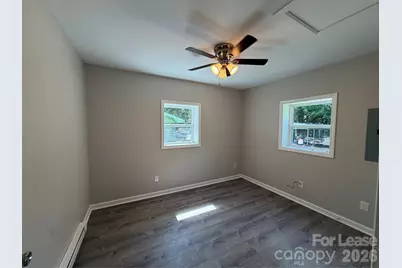 2621 E Greenbriar Road, Statesville, NC 28625 - Photo 9