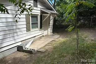 705 N Logan St, Gastonia, NC 28052 - Photo 5