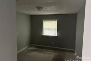 705 N Logan St, Gastonia, NC 28052 - Photo 7