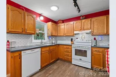 462 Farley Street, Waynesville, NC 28786 - Photo 17