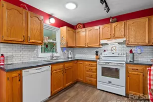 462 Farley St, Waynesville, NC 28786 - Photo 17