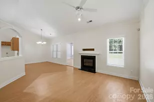 139 Spicewood Cir, Troutman, NC 28166 - Photo 5