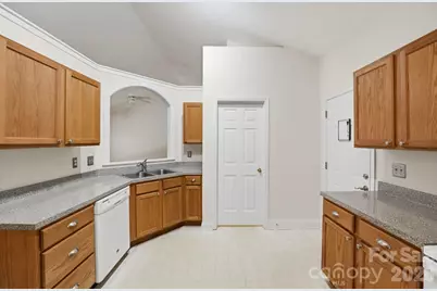 139 Spicewood Circle, Troutman, NC 28166 - Photo 11