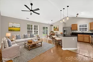 8732 Brookstead Meadow Ct, Charlotte, NC 28215 - Photo 9