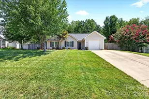8732 Brookstead Meadow Ct, Charlotte, NC 28215 - Photo 3