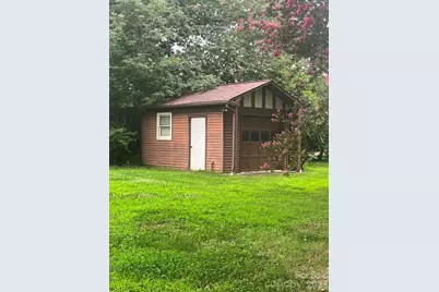 348 Hillsboro Road, Taylorsville, NC 28681 - Photo 5