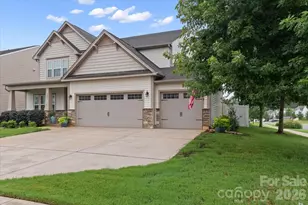 142 Fesperman Cir, Troutman, NC 28166 - Photo 3