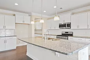 446 River Btm Rd, Fletcher, NC 28792 - Photo 5