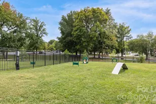 4520 Charlotte Park Dr, Charlotte, NC 28217 - Photo 25