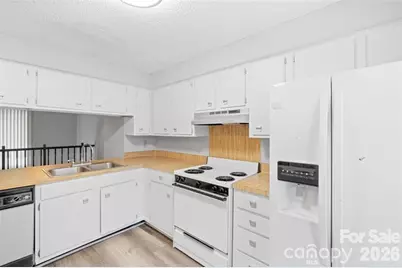 7301 Pebblestone Drive #Apt D, Charlotte, NC 28212 - Photo 5