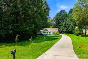 3555 Lake Bluff Dr, Sherrills Ford, NC 28673 - Photo 3