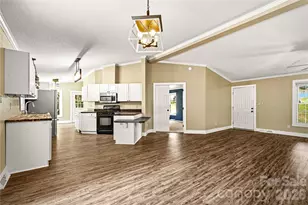 3555 Lake Bluff Dr, Sherrills Ford, NC 28673 - Photo 7