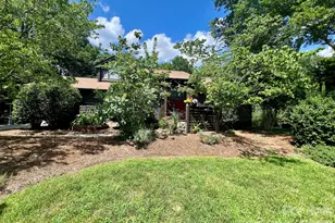 200 Foxlair Ct, Matthews, NC 28105 - Photo 1