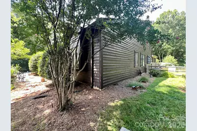 200 Foxlair Court, Matthews, NC 28105 - Photo 7