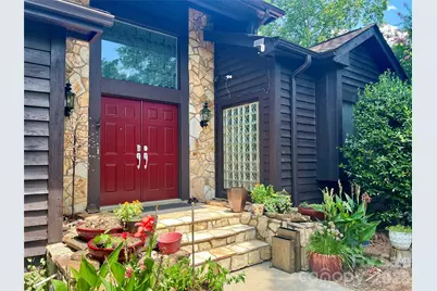 200 Foxlair Court, Matthews, NC 28105 - Photo 5