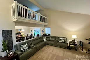 200 Foxlair Ct, Matthews, NC 28105 - Photo 15