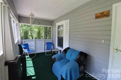 438 Folk Street NW, Lenoir, NC 28645 - Photo 5