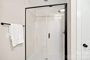 402 North St, Dallas, NC 28034 - Photo 23