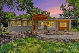 4219 Tipperary Pl, Charlotte, NC 28215 - Photo 1