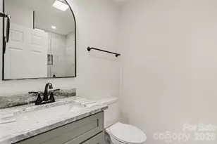 4219 Tipperary Pl, Charlotte, NC 28215 - Photo 25