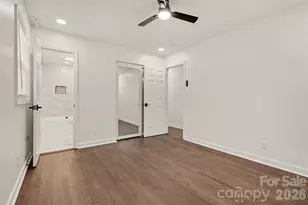 4219 Tipperary Pl, Charlotte, NC 28215 - Photo 21