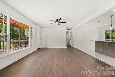 4219 Tipperary Place, Charlotte, NC 28215 - Photo 5