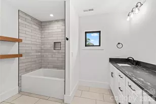 18 S Martha Kate Dr, Hendersonville, NC 28792 - Photo 23