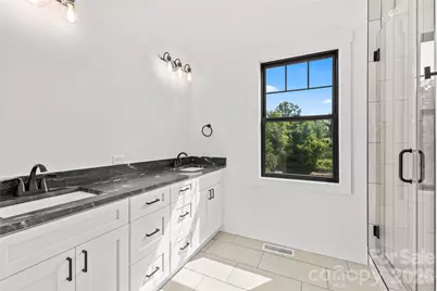 18 S Martha Kate Drive #22, Hendersonville, NC 28792 - Photo 17