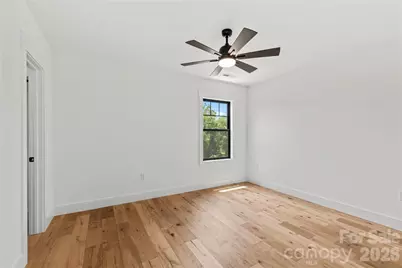 93 Martha Avenue #10, Hendersonville, NC 28792 - Photo 17
