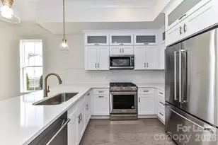 121 W F St, Kannapolis, NC 28081 - Photo 13
