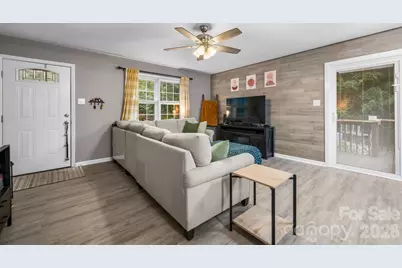 1172 Sunset Court, Conover, NC 28613 - Photo 5