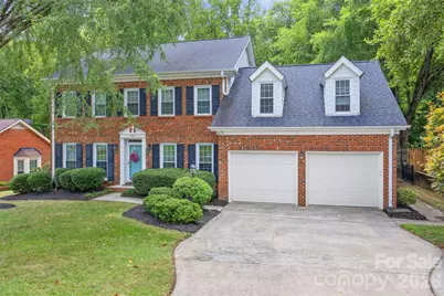 9516 Deer Spring Lane, Charlotte, NC 28210 - Photo 3