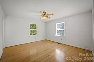 1208 35th St Pl NE, Conover, NC 28613 - Photo 19