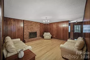 1208 35th St Pl NE, Conover, NC 28613 - Photo 13