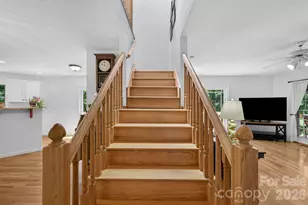 200 Newman Dr, Hendersonville, NC 28792 - Photo 15
