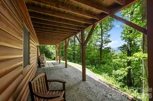 394 Hickory Dr, Waynesville, NC 28786 - Photo 9