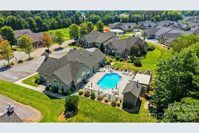 808 Wynnshire Drive #B, Hickory, NC 28601 - Photo 35