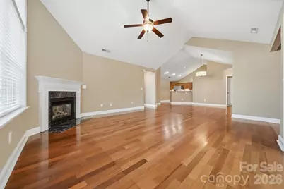 808 Wynnshire Drive #B, Hickory, NC 28601 - Photo 5