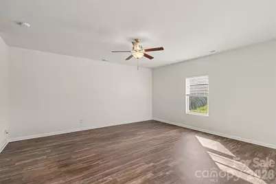 8411 Highgate Drive, Charlotte, NC 28215 - Photo 3