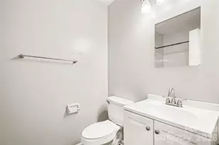 6165 Meadow Rose Ln, Charlotte, NC 28215 - Photo 25