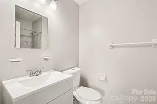 6165 Meadow Rose Ln, Charlotte, NC 28215 - Photo 19