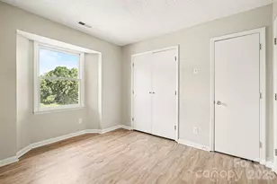 6165 Meadow Rose Ln, Charlotte, NC 28215 - Photo 23