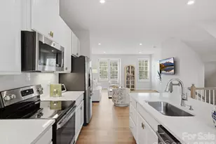 4014 Edenborn Ln, Charlotte, NC 28208 - Photo 13