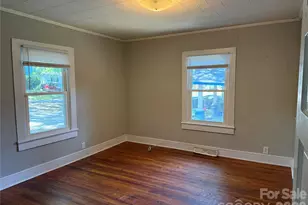 514 S Avon St, Gastonia, NC 28054 - Photo 11