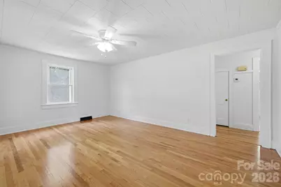 825 21st Street Drive SE, Hickory, NC 28602 - Photo 7