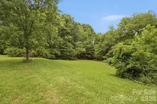 825 21st St Dr SE, Hickory, NC 28602 - Photo 31