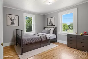 825 21st St Dr SE, Hickory, NC 28602 - Photo 17