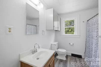 825 21st Street Drive SE, Hickory, NC 28602 - Photo 19