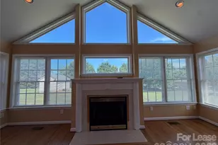 236 Meadow Oaks Dr, Statesville, NC 28625 - Photo 5