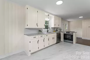 1034 Patton Ave, Albemarle, NC 28001 - Photo 7